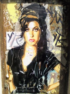 Regala il grande ultimo CD di Amy Winehouse